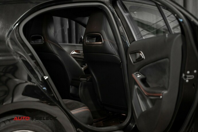 mercedes-benz-a-klasse-bensin-2013-big-12