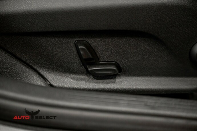 mercedes-benz-c-klasse-elektrisitetbensin-2017-big-24