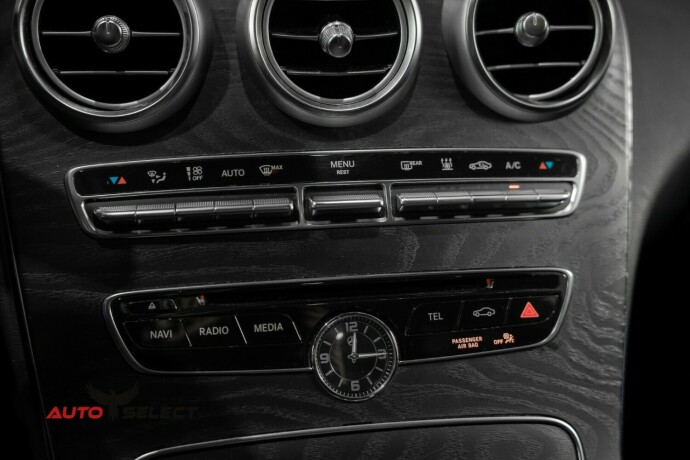 mercedes-benz-c-klasse-elektrisitetbensin-2017-big-43