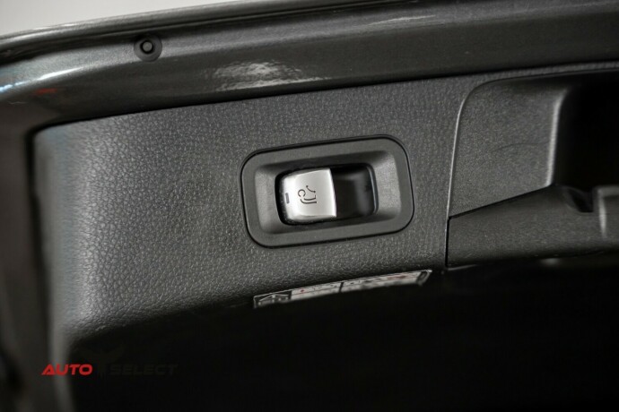 mercedes-benz-c-klasse-elektrisitetbensin-2017-big-12