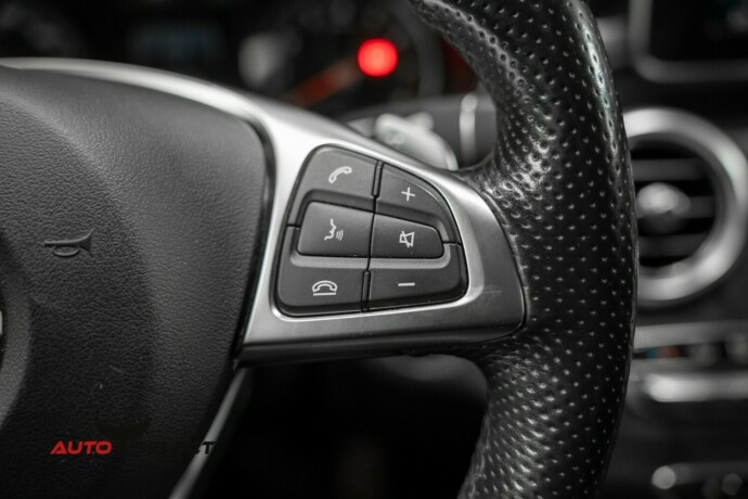 mercedes-benz-c-klasse-elektrisitetbensin-2017-big-41