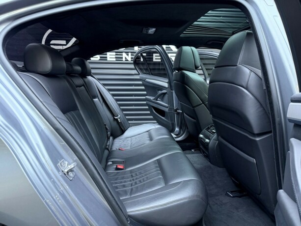 bmw-m5-bensin-2012-big-35