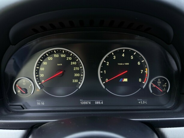 bmw-m5-bensin-2012-big-18