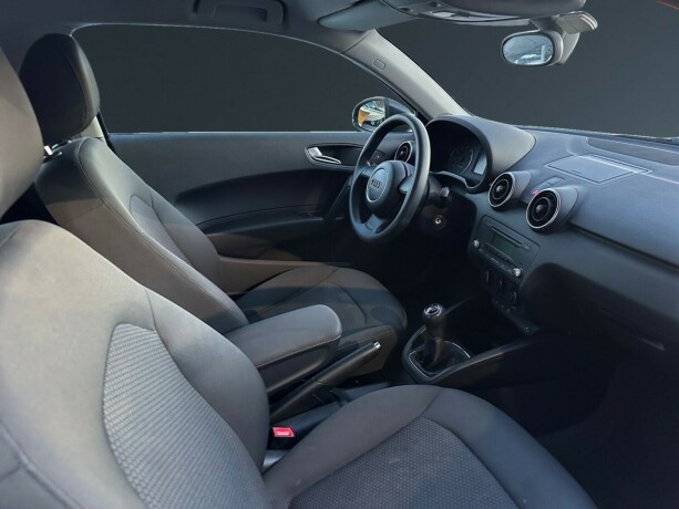 audi-a1-bensin-2011-big-11