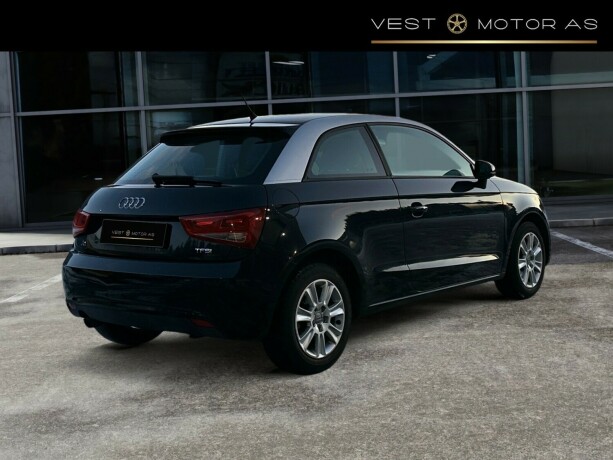 audi-a1-bensin-2011-big-7