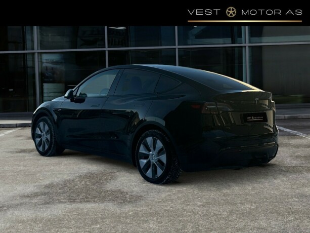 tesla-model-y-elektrisitet-2023-big-4