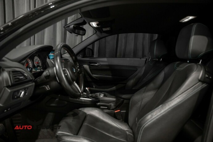 bmw-m2-bensin-2017-big-27