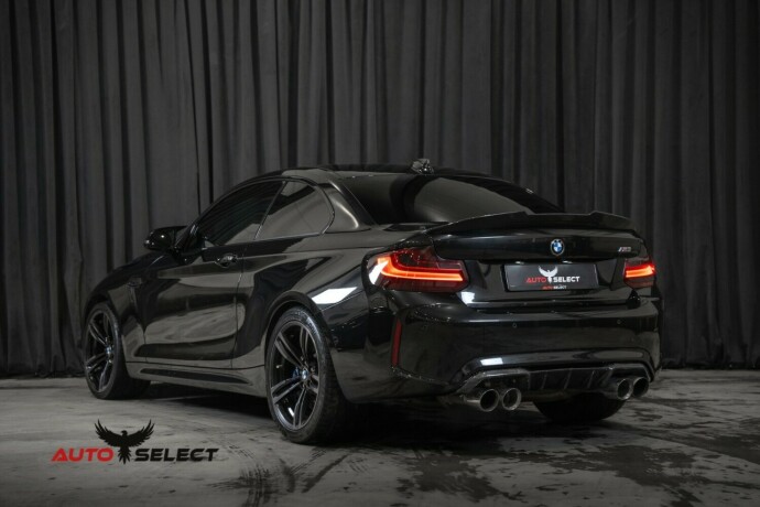 bmw-m2-bensin-2017-big-11