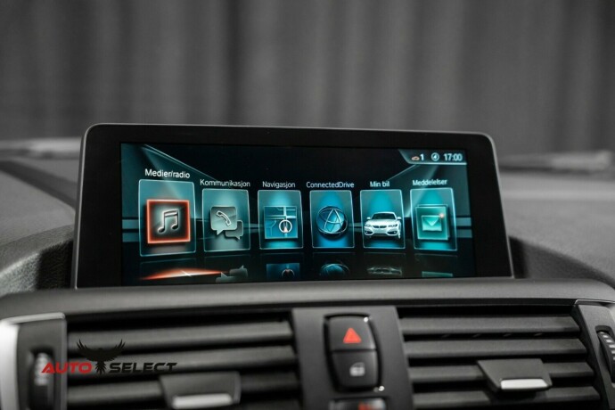 bmw-m2-bensin-2017-big-44