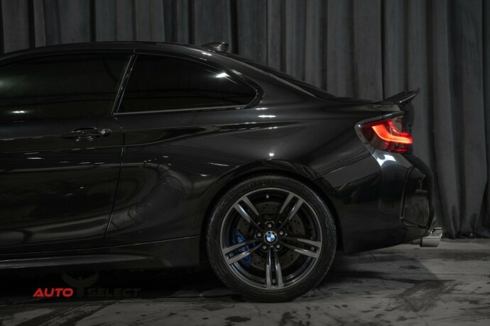 bmw-m2-bensin-2017-big-10