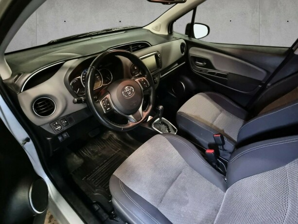 toyota-yaris-elektrisitetbensin-2016-big-8