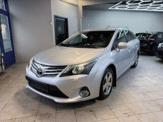 Toyota | Avensis | Bensin | 2012