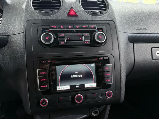 volkswagen-caddy-maxi-diesel-2013-big-17