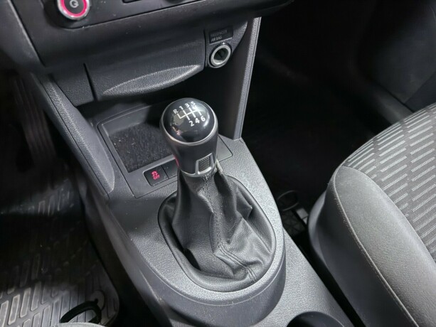 volkswagen-caddy-maxi-diesel-2013-big-16