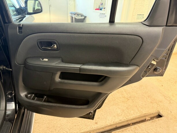 honda-cr-v-bensin-2006-big-22