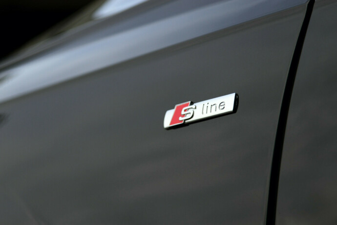 audi-q7-diesel-2016-big-48