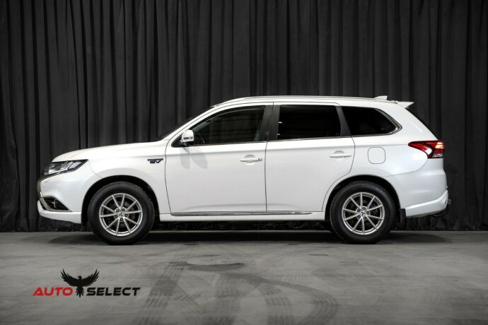 mitsubishi-outlander-elektrisitetbensin-2017-big-7