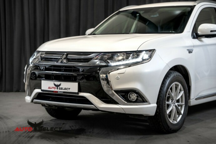 mitsubishi-outlander-elektrisitetbensin-2017-big-6