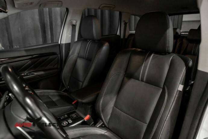 mitsubishi-outlander-elektrisitetbensin-2017-big-23