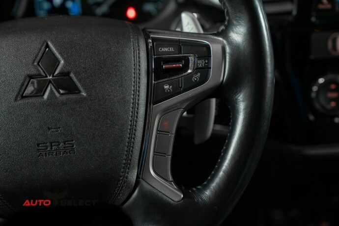 mitsubishi-outlander-elektrisitetbensin-2017-big-32