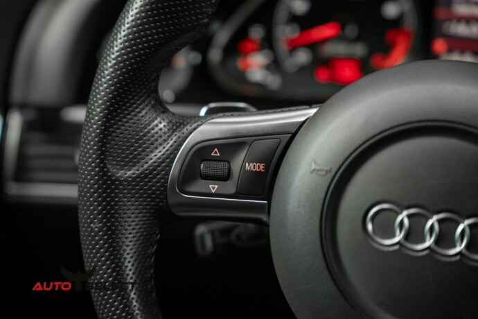 audi-rs6-bensin-2008-big-36