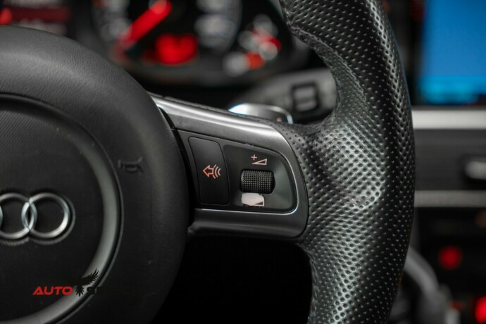 audi-rs6-bensin-2008-big-38