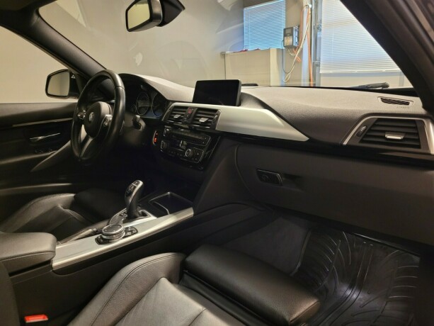 bmw-3-serie-bensin-2016-big-15