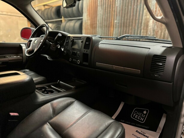 chevrolet-silverado-elektrisitetbensin-2009-big-37