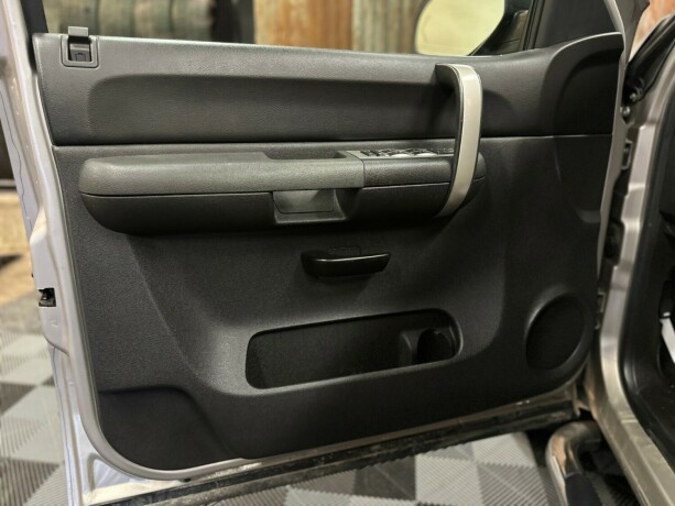 chevrolet-silverado-elektrisitetbensin-2009-big-23