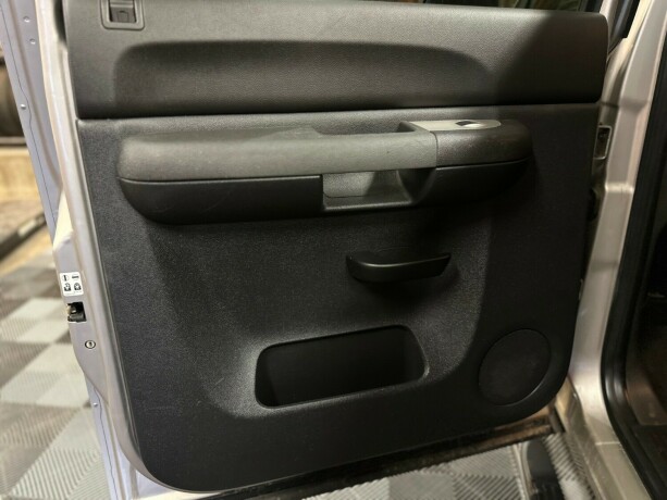 chevrolet-silverado-elektrisitetbensin-2009-big-46