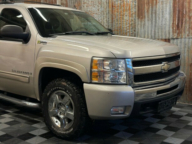 chevrolet-silverado-elektrisitetbensin-2009-big-2