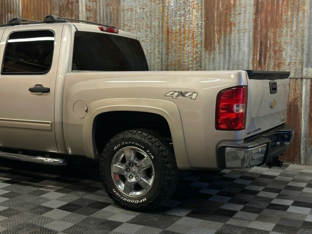 chevrolet-silverado-elektrisitetbensin-2009-big-11