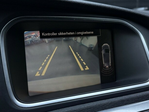 volvo-v40-diesel-2013-big-17