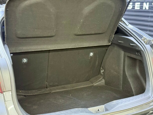 toyota-c-hr-elektrisitetbensin-2017-big-32