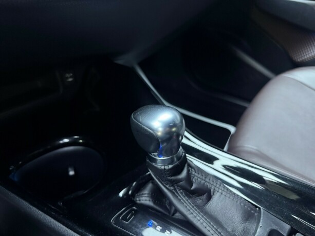 toyota-c-hr-elektrisitetbensin-2017-big-27