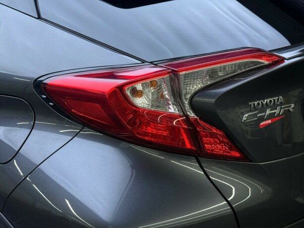 toyota-c-hr-elektrisitetbensin-2017-big-6