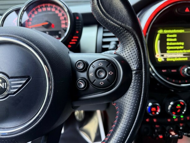 mini-cooper-s-diesel-2016-big-15