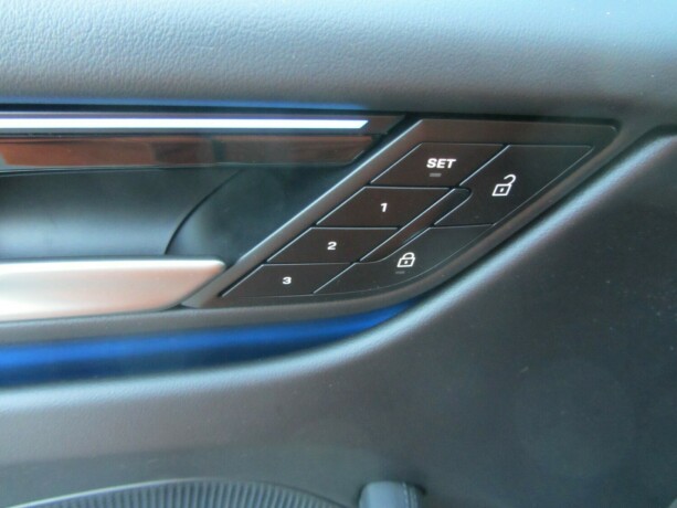 porsche-macan-elektrisitet-2025-big-12