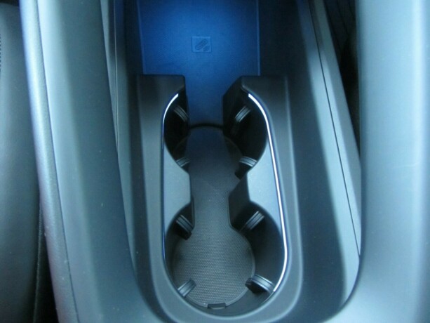 porsche-macan-elektrisitet-2025-big-24