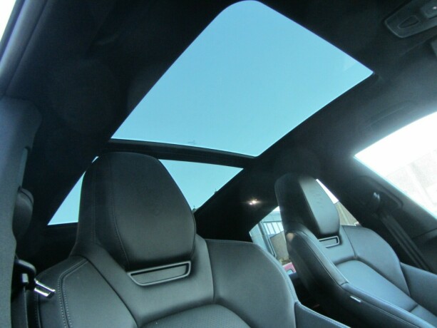 porsche-macan-elektrisitet-2025-big-30