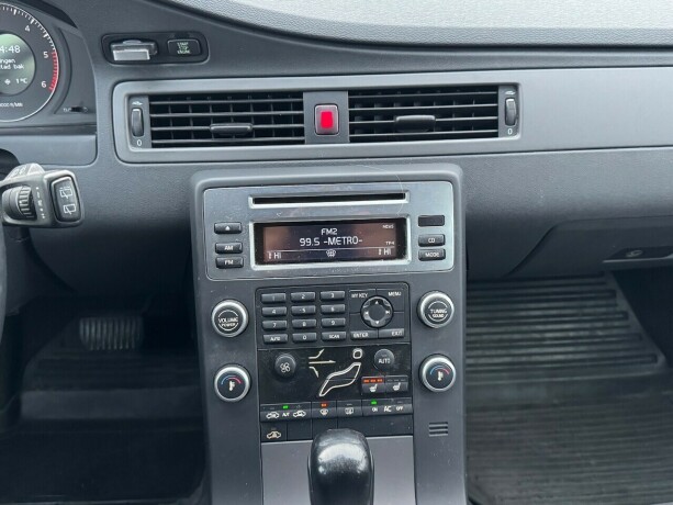 volvo-v70-diesel-2008-big-15