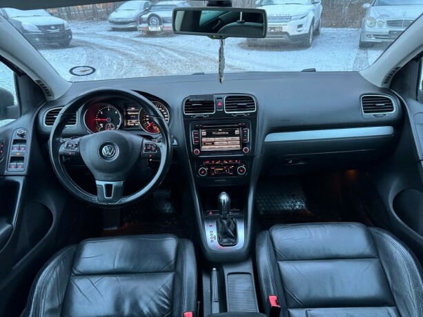 volkswagen-golf-diesel-2012-big-11