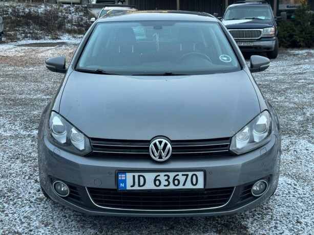 volkswagen-golf-diesel-2012-big-1