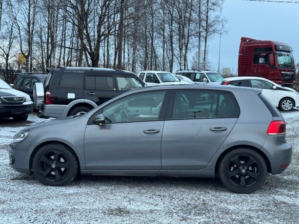 volkswagen-golf-diesel-2012-big-3