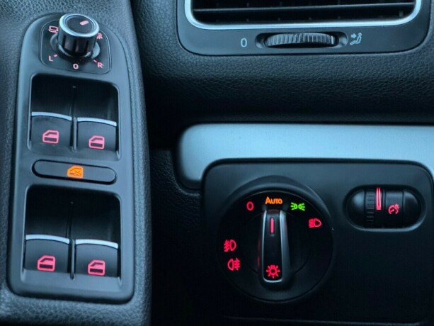 volkswagen-golf-diesel-2012-big-16