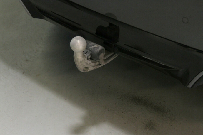 bmw-i4-m50-elektrisitet-2023-big-36