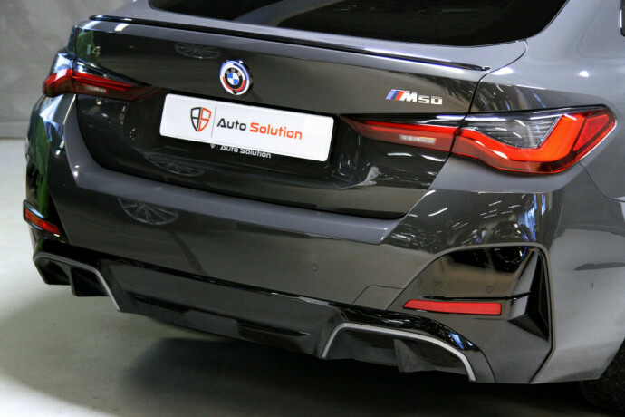 bmw-i4-m50-elektrisitet-2023-big-37