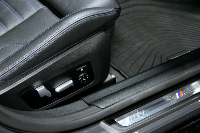 bmw-i4-m50-elektrisitet-2023-big-6