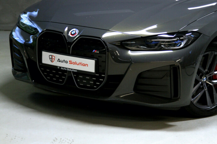 bmw-i4-m50-elektrisitet-2023-big-30