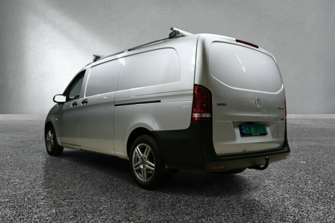 mercedes-benz-vito-diesel-2022-big-2
